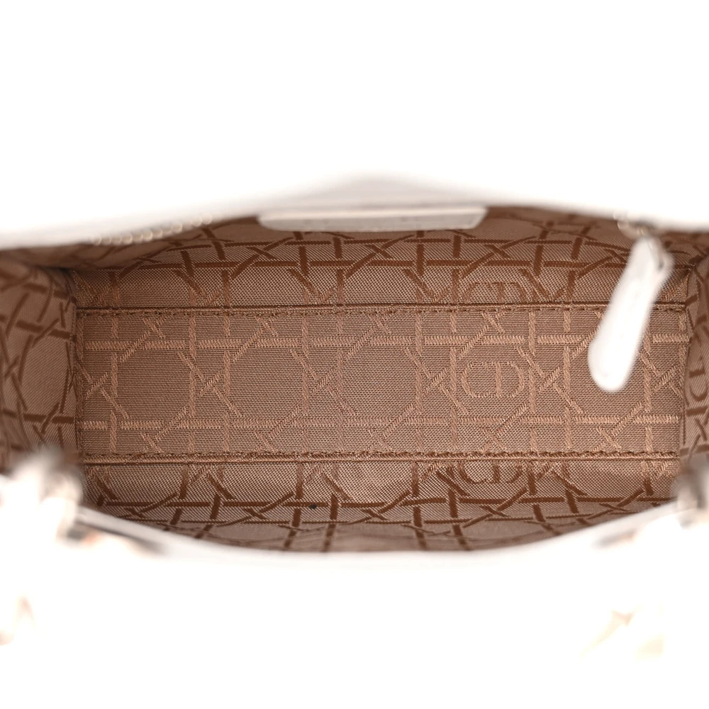 High-Quality Replica Handbags That Look Real1:1High-quality replica