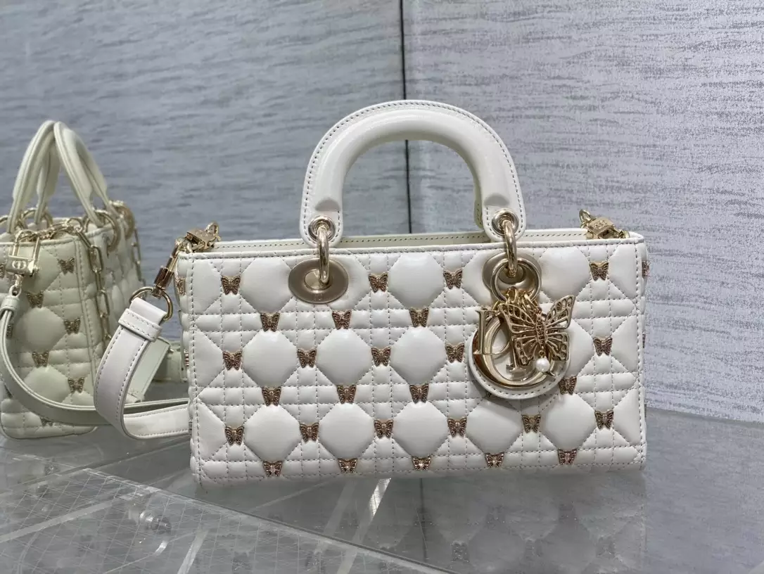 Medium Lady D-Joy Bag White Cannage Lambskin with Gold-Finish Butterfly Studs1:1High-quality replica