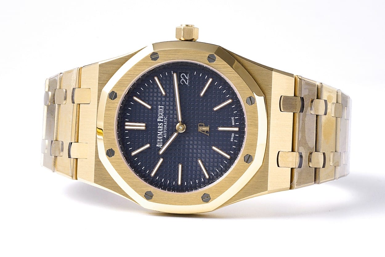 Audemars Piguet Replica Watch Royal Oak Extra-Thin Yellow Gold Blue Index 39mm Yellow Gold Bracelet 15202BA.OO.1240BA.01-BFV2(1:1 replica) - Elite Watch Atelier