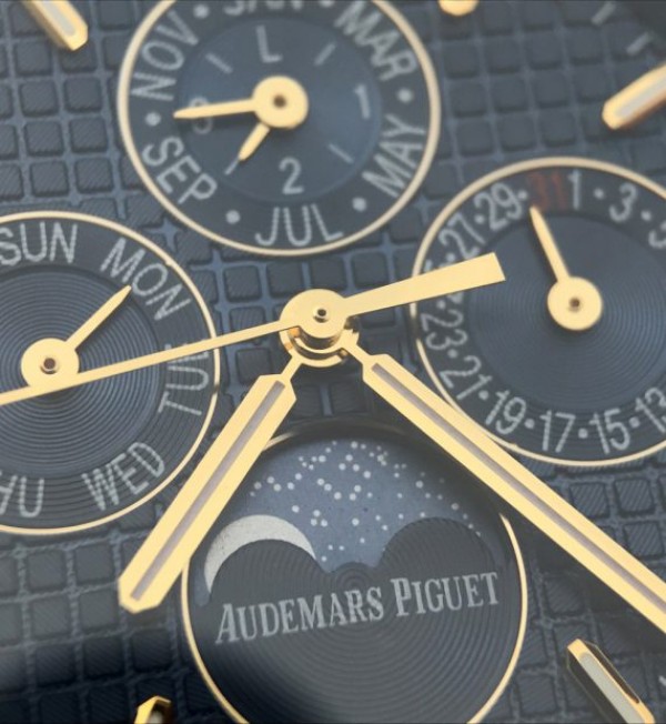 Replica Audemars Piguet JF Royal Oak 41mm 26574 YG Blue Dial Leather Strap A5134 - Top club