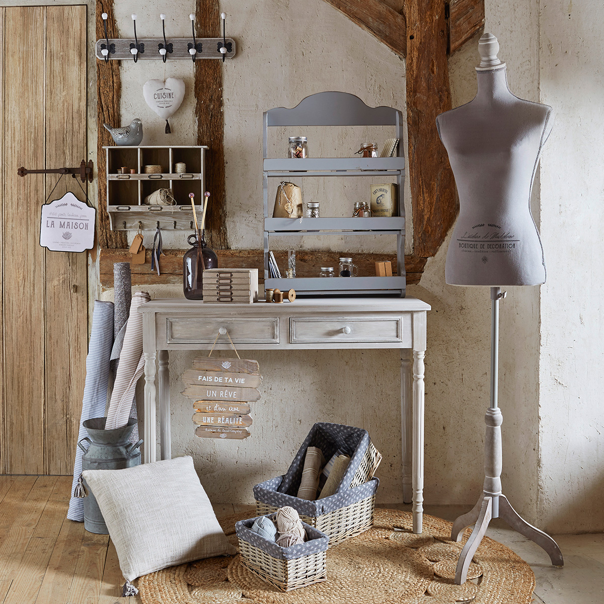 Wall hanging decoration "Andy" 28x38 cm