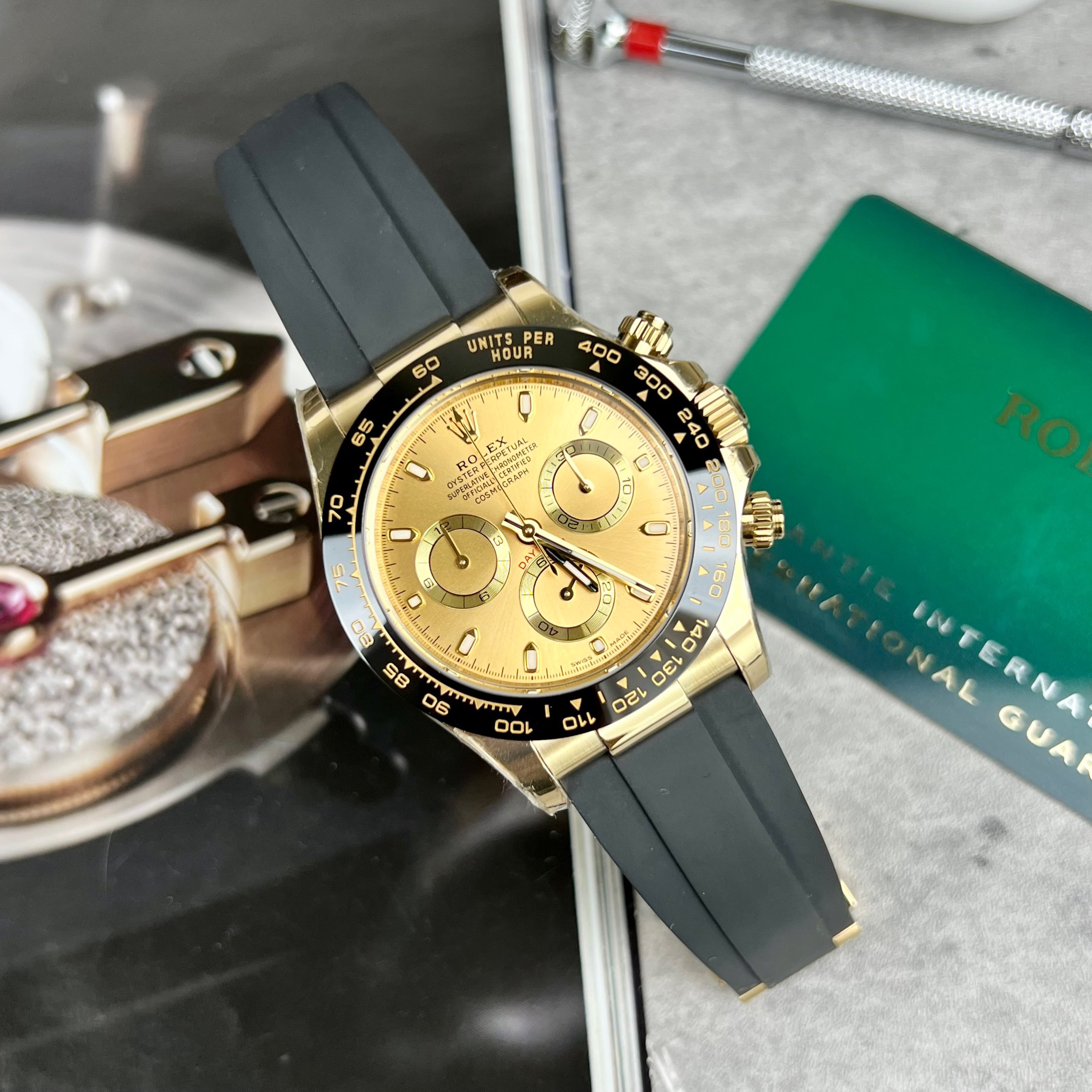 Rolex Replica 1:1 Watch Daytona 116518LN Yellow Champagne Dial 40mm - Elite Watch Atelier