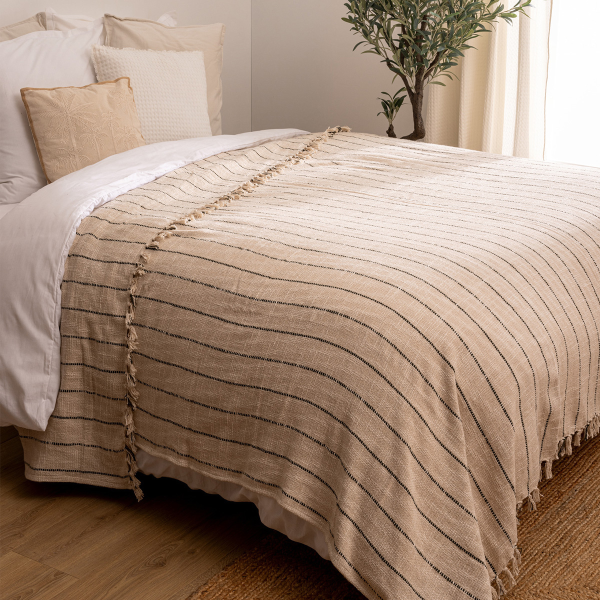 "Luisa" bedspread Beige, 240x260 cm