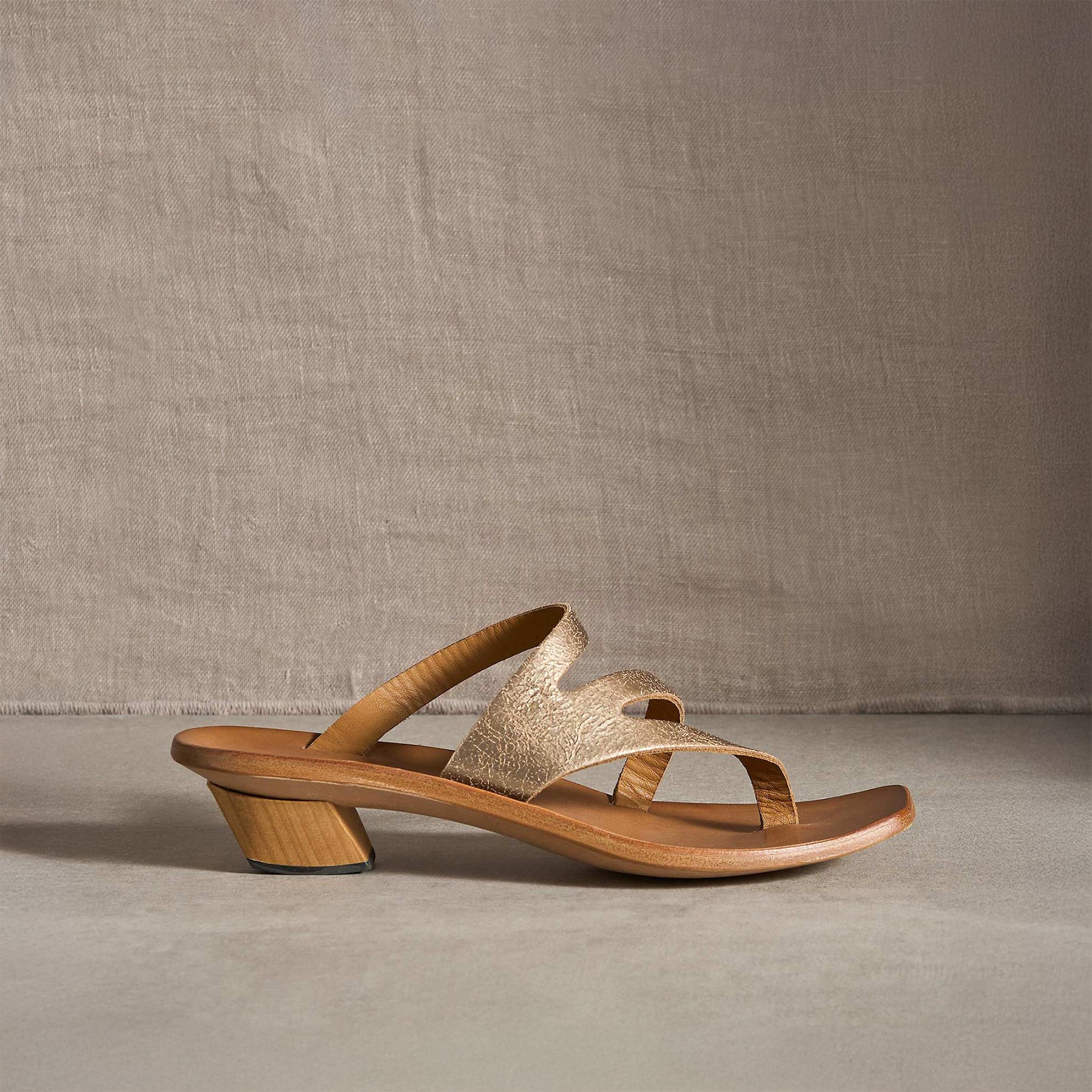 Cupertino Sandals - Sundance Clothing