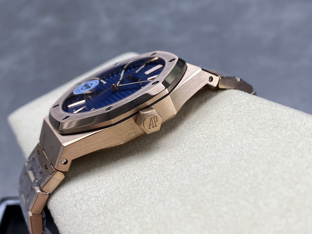 Audemars Piguet Replica AP Watch Royal Oak Selfwinding ��50th Anniversary�� 41mm Rose Gold Blue Dial 15510OR.OO.1320OR.01-APS(1:1 replica) - Top club