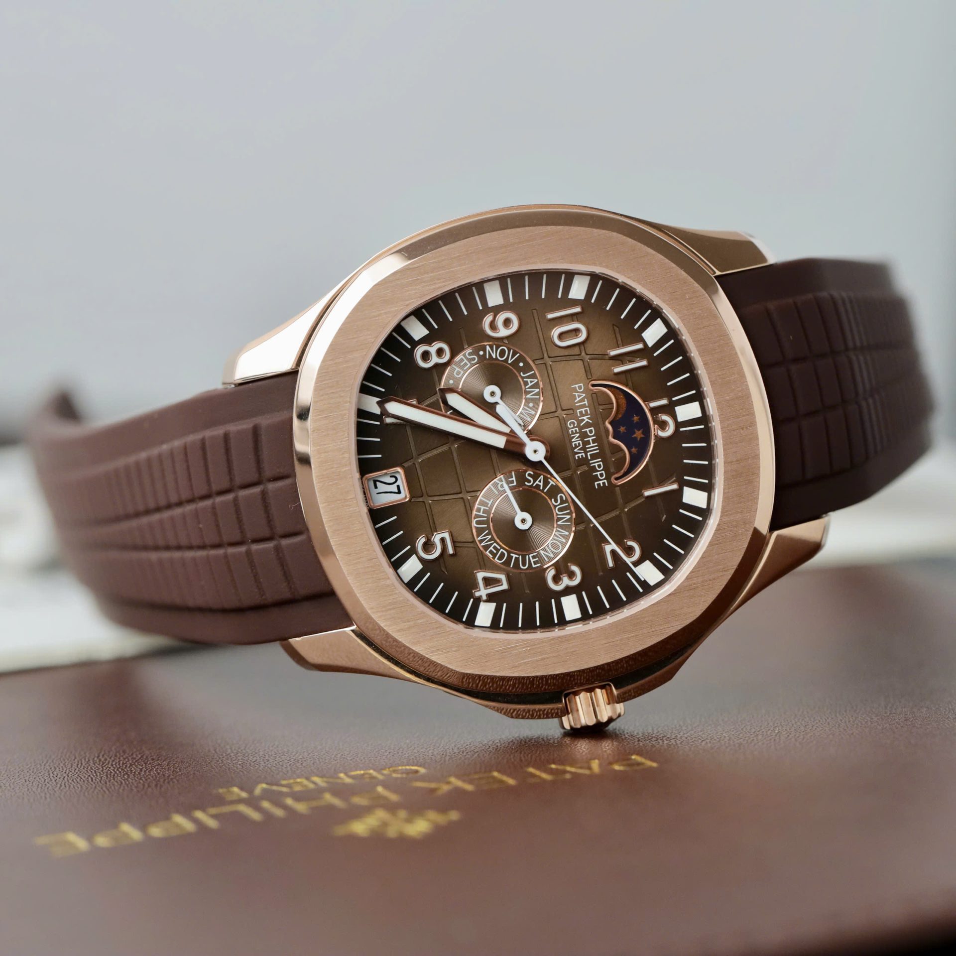 Patek Philippe Best Replica Watch Aquanaut 5261R Automatic Swiss Movement Chocolate Dial 40mm - Top club