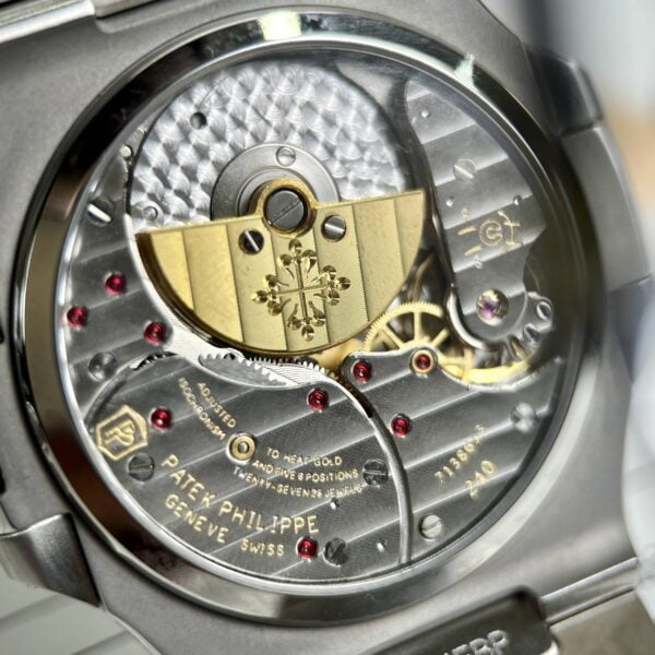 Patek Philippe Replica Watch Nautilus 5712 Tiffany   Co Metal Wire 40mm - Top club