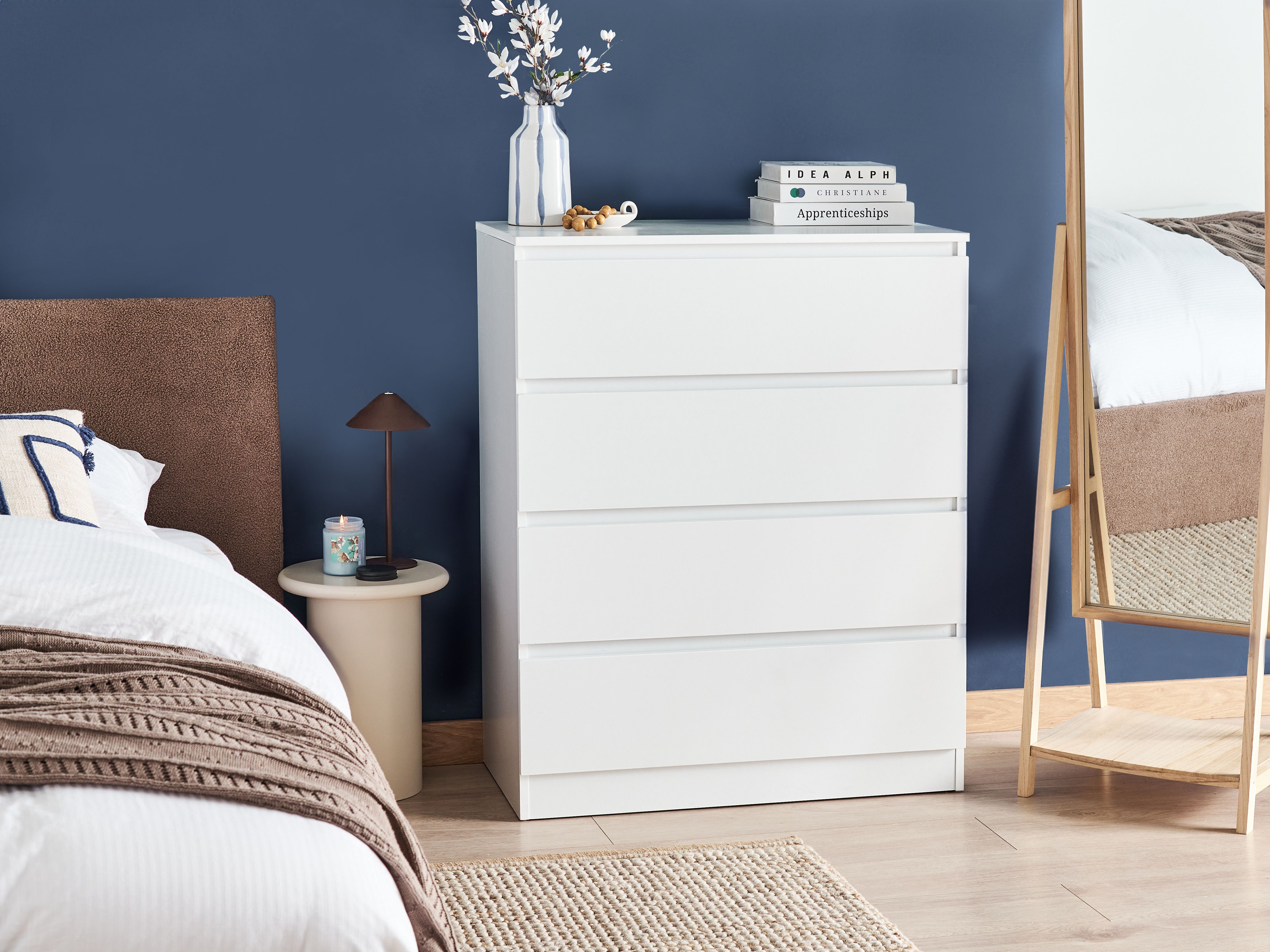 4 Drawer Chest WINNIPEG White