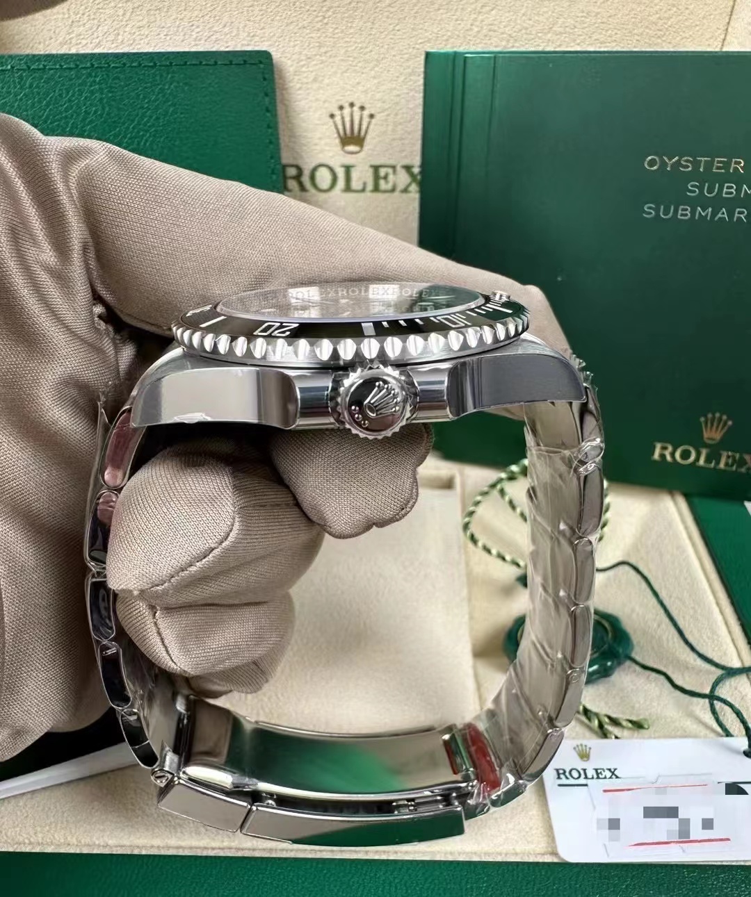 Rolex Submariner Series 114060-0002 40 mm black dial(1:1 replica) - Elite Watch Atelier