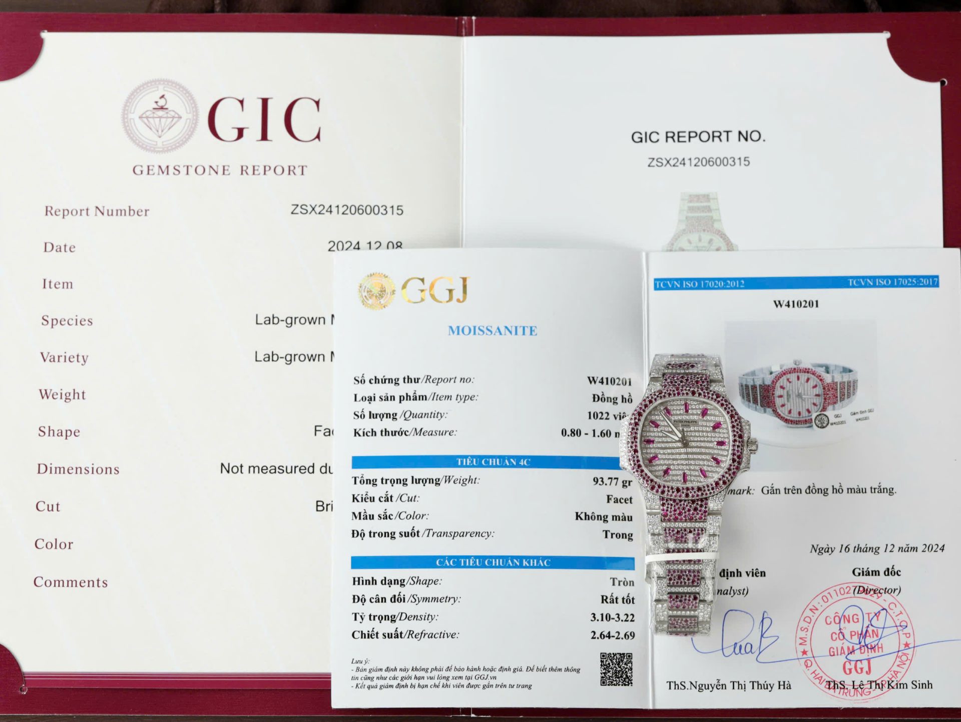 Patek Philippe Replica Watches Nautilus Haute Joaillerie 7118 Custom Full Moissanite Diamonds 35.2mm - Elite Watch Atelier