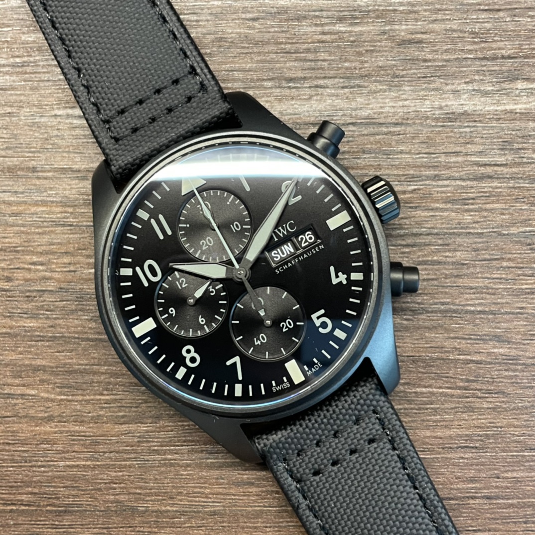 IWC Pilot's Watch Men's(1:1 replica) - Top club