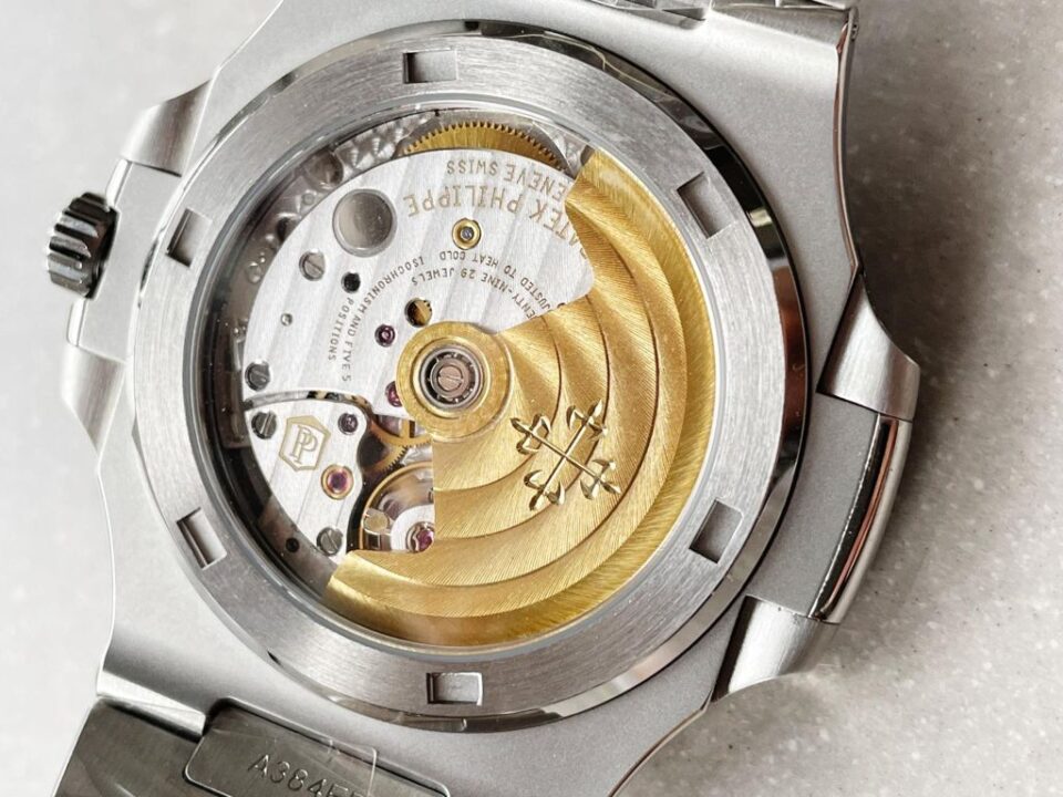 Replica PATEK PHILIPPE Nautilus 5711/1A PPF VF 1:1 Best Edition Green Textured Dial on SS Bracelet 324CS - Top club