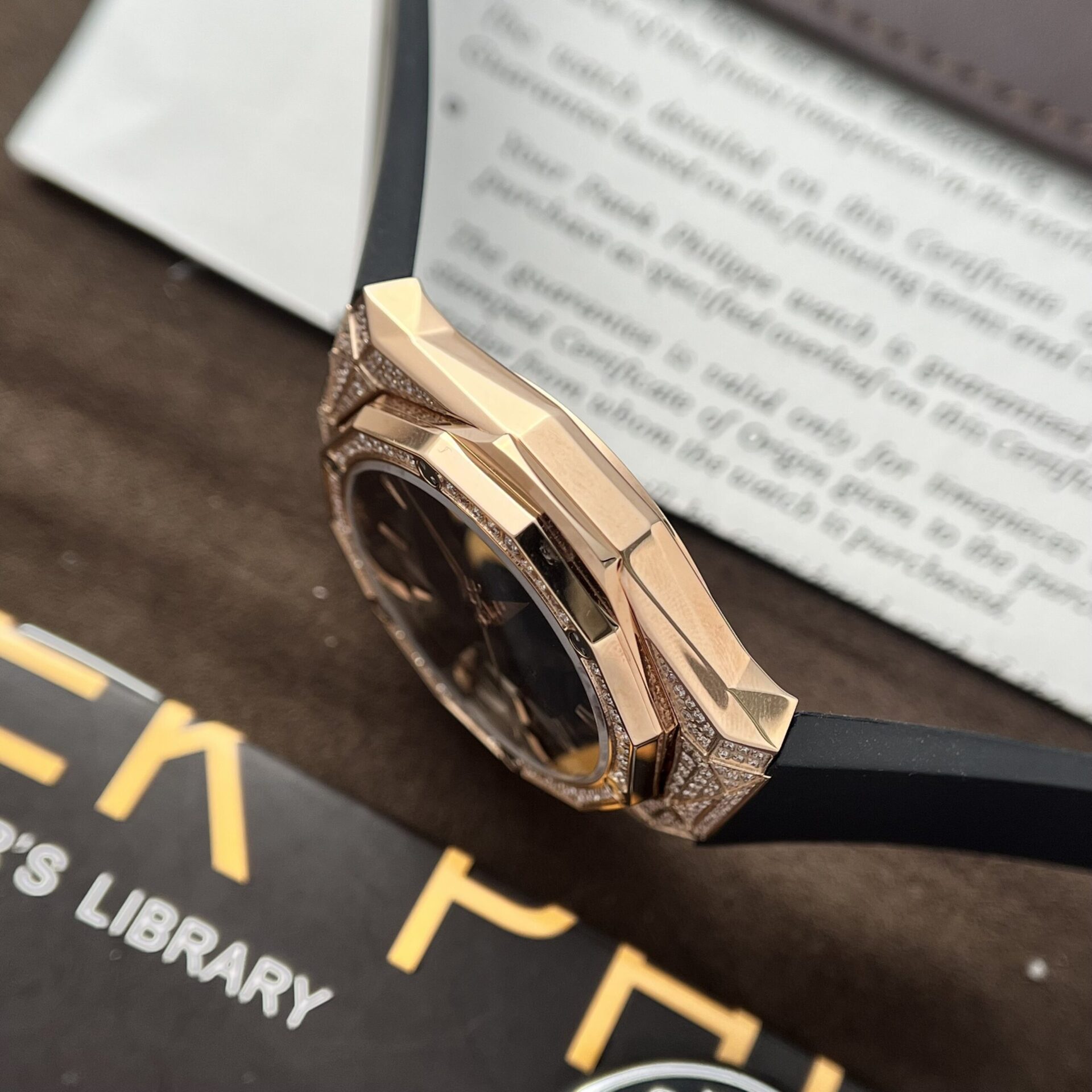 Hublot Replica 1:1 Watch Orlinski King Gold Full Diamonds Black 40mm - Top club