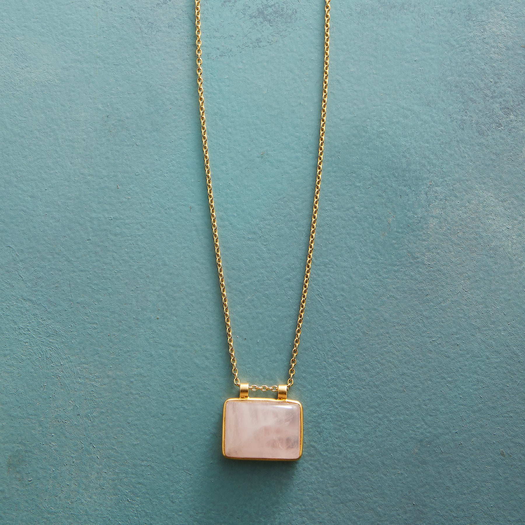Blushing Beauty Necklace - Sundance Clothing