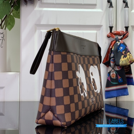 Louis Vuitton Damier Ebene Pochette Voyage Graphic Clutch | Limited Edition Designer Pouch1:1High-quality replica