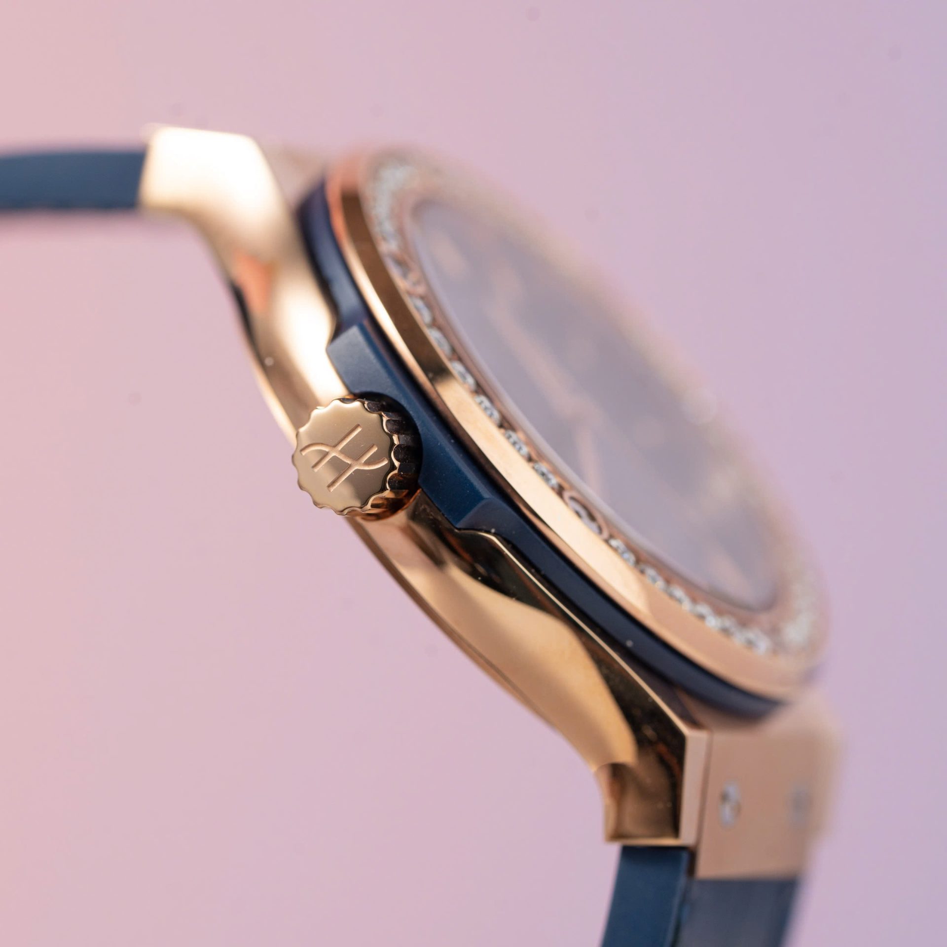 Hublot Replica Watch Classic Fusion King Gold Blue Dial Moissanite Diamond Bezel 38mm - Top club