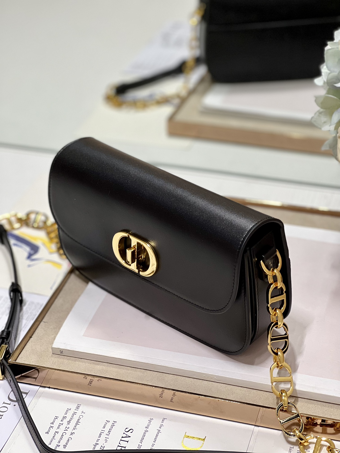 Christian Dior 30 Montaigne Avenue Bag Black For Women 9 in/ 22.5cm M9260UMOA_M9001:1High-quality replica