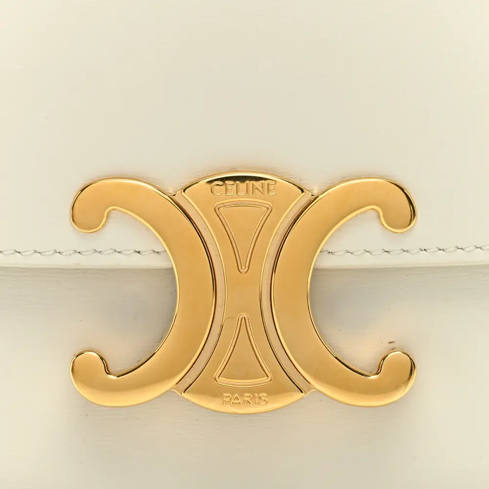 Superfake Handbags: Celine Mini Triomphe in White Calfskin Review1:1High-quality replica