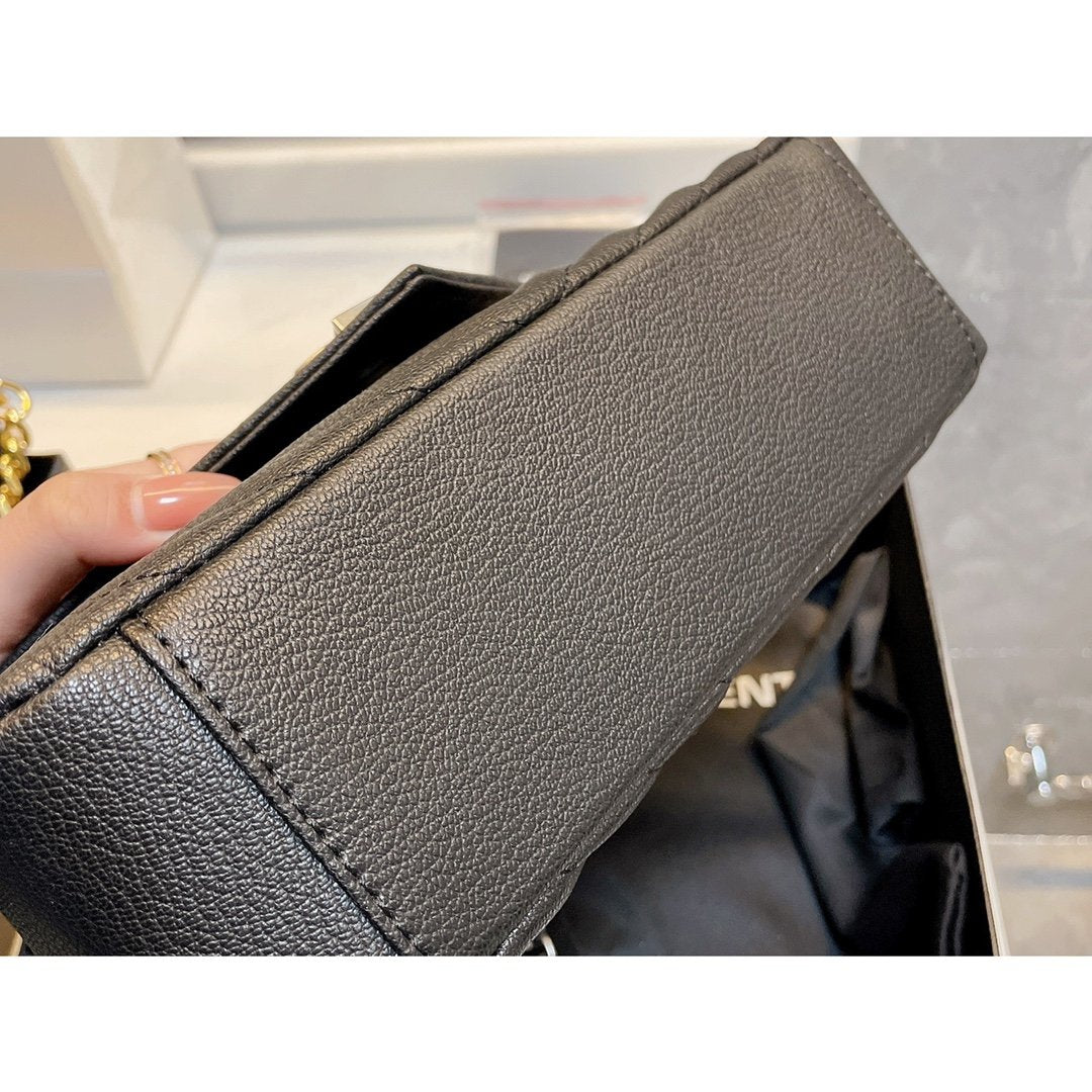 TO – Luxury Edition Bags SLY 1541:1High-quality replica