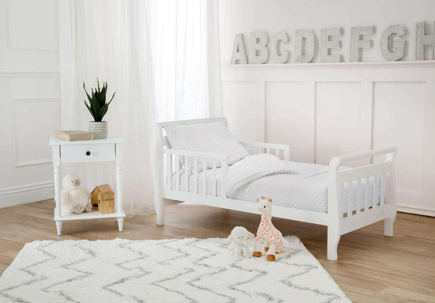 American Baby Company Heavenly Soft Minky Dot Chenille Toddler Bedding Set. White. 4 Piece. for Boys and Girls