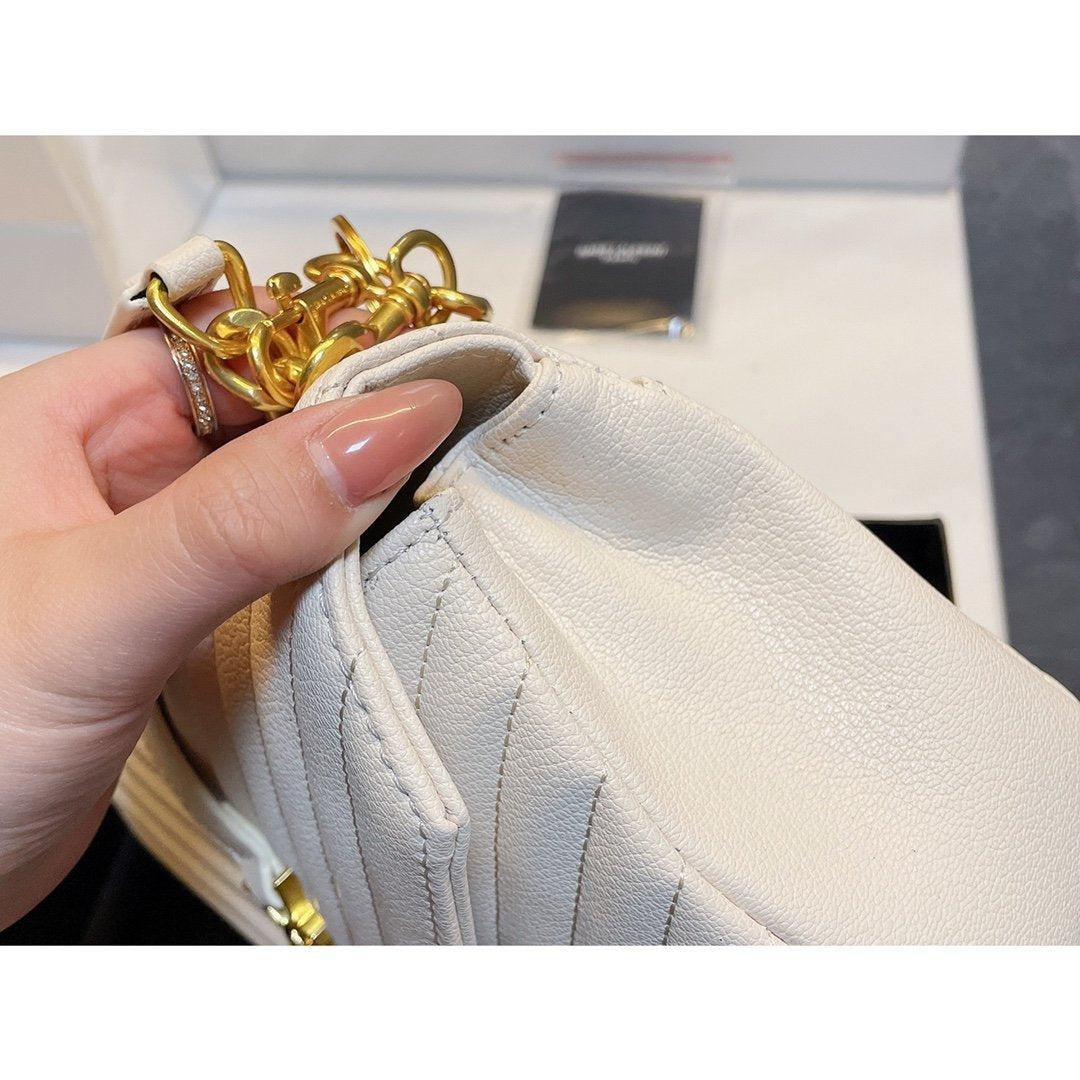 TO – Luxury Edition Bags SLY 1531:1High-quality replica