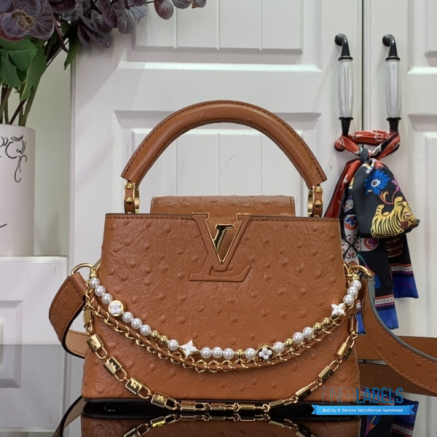 Tan Ostrich Leather Mini Handbag with Pearl Chain Detail1:1High-quality replica