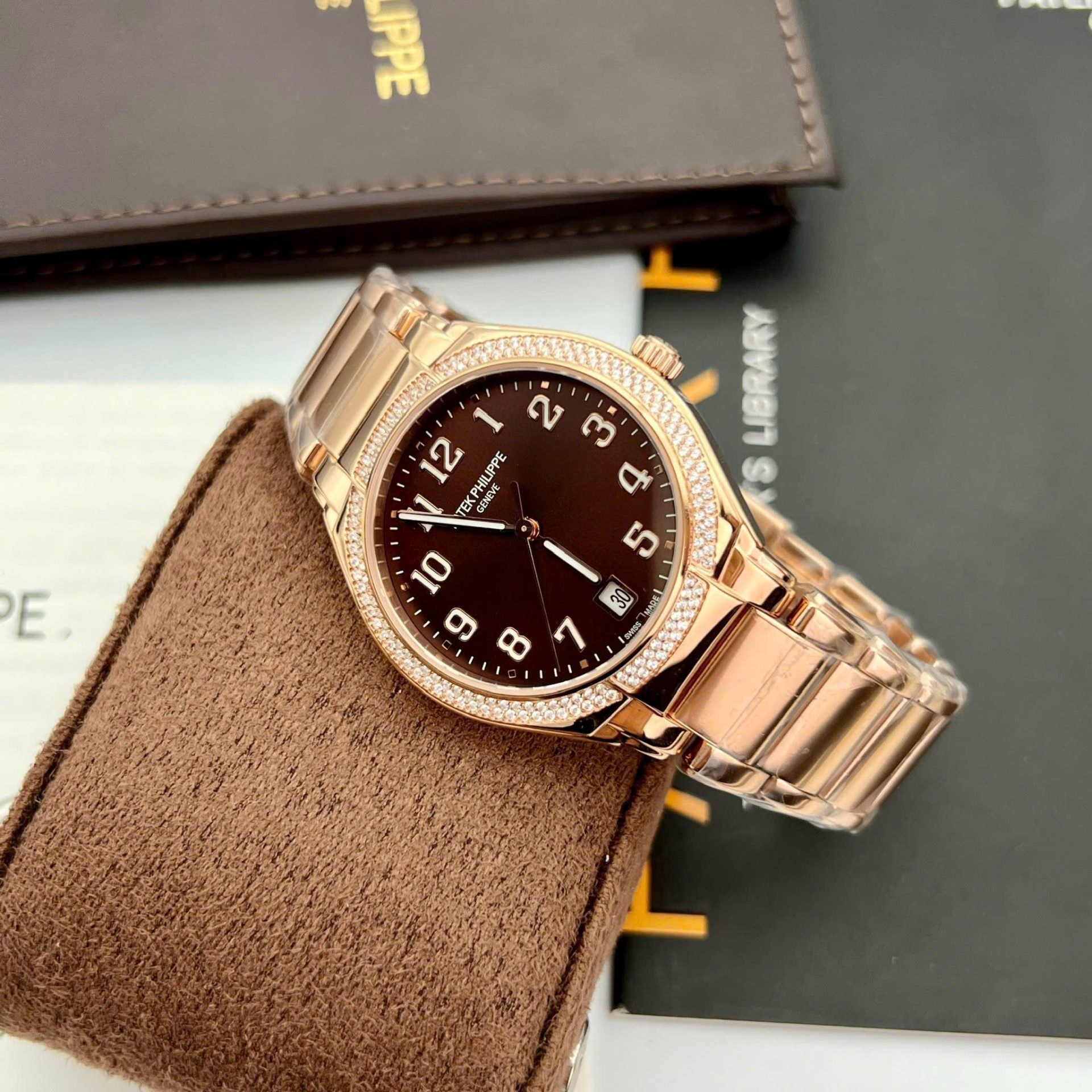 Patek Philippe Twenty 4 7300 Replica 11 Watch Women Metal Strap 36mm - Elite Watch Atelier