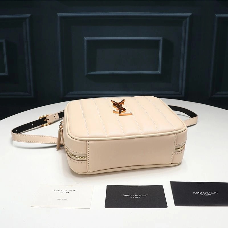 Saint Laurent Vicky Belt Bag In Matelasse Leather Apricot Gold - 1:1High-quality replica