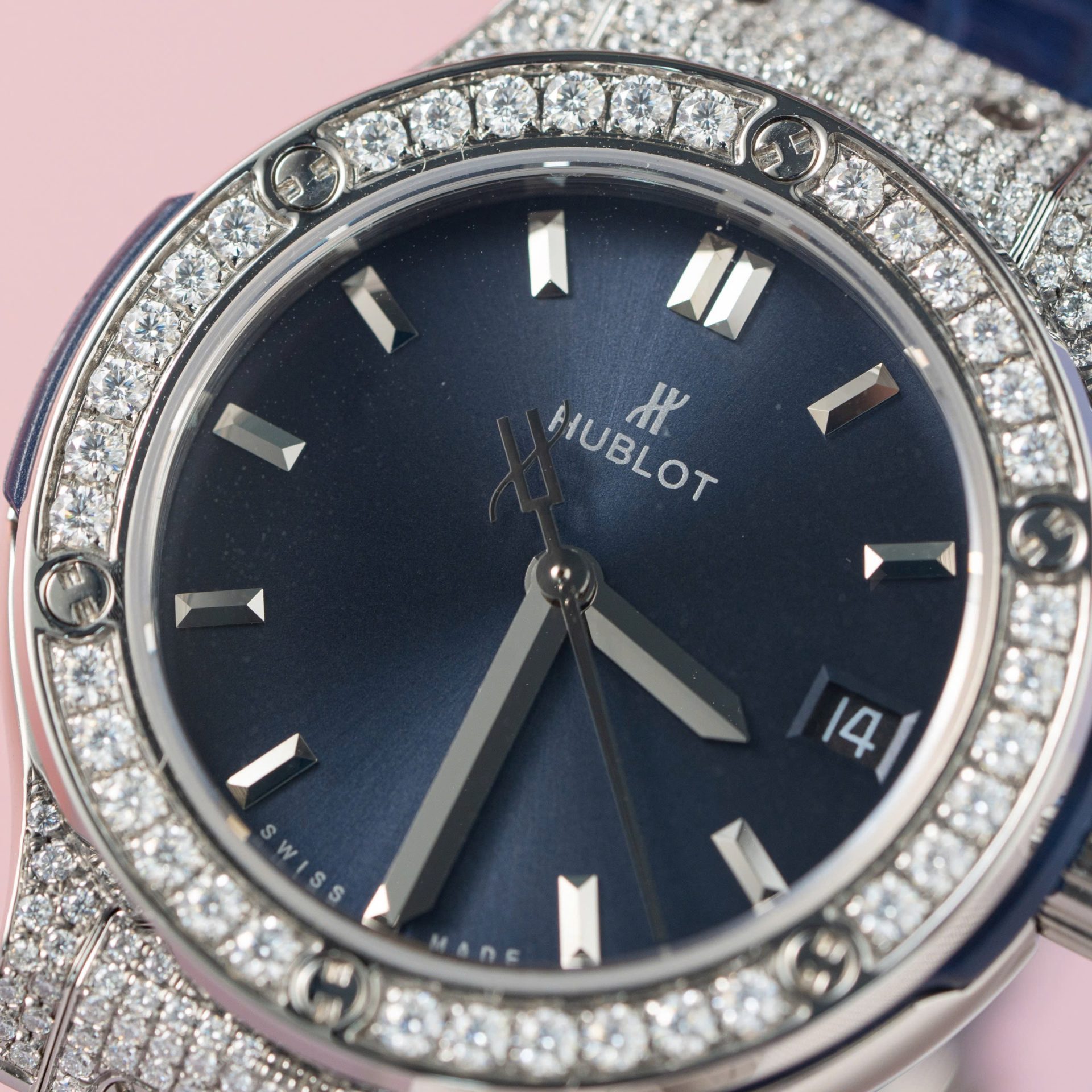 Hublot Replica 11 Watch Classic Fusion Women s Full Diamond Moissanite Blue 33mm - Top club