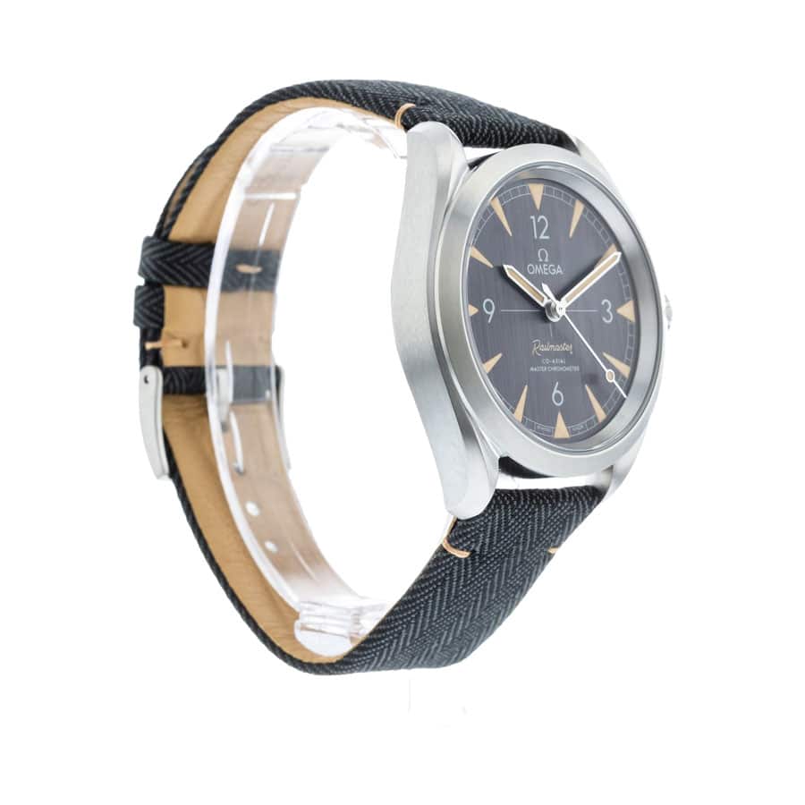 Omega Railmaster Black Replica - Top club