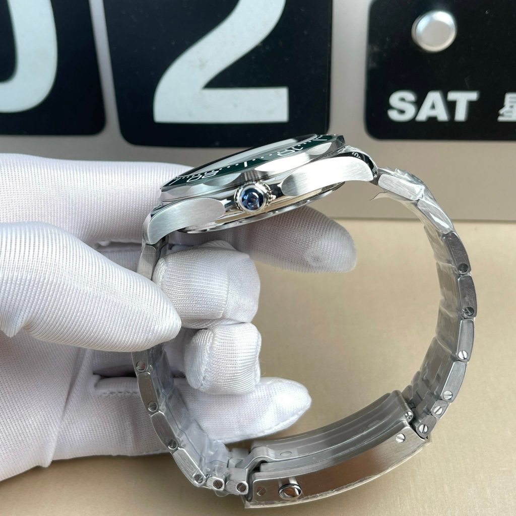 Omega Replica 11 Watch Seamaster White Dial Metal Strap Factory VS 42mm - Top club