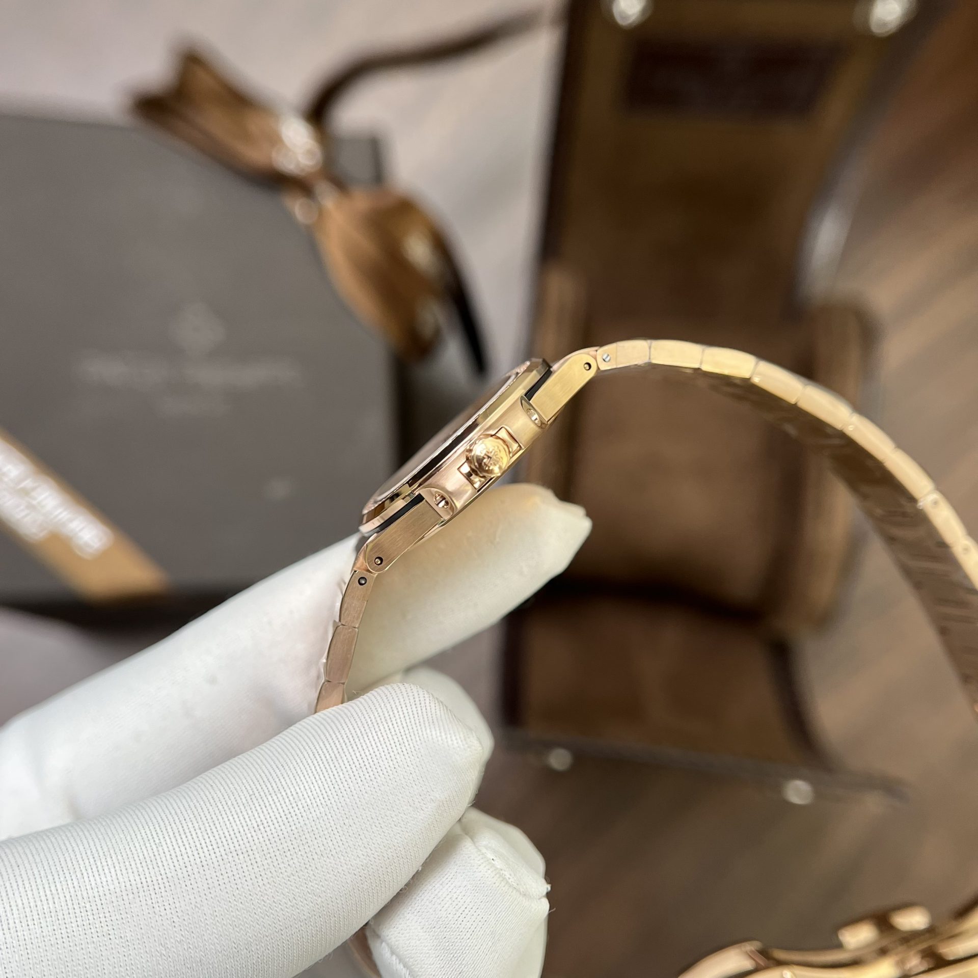 Patek Philippe Replica 11 Watch Nautilus 7010 Rose Gold With Stone Metal Strap 32mm - Top club