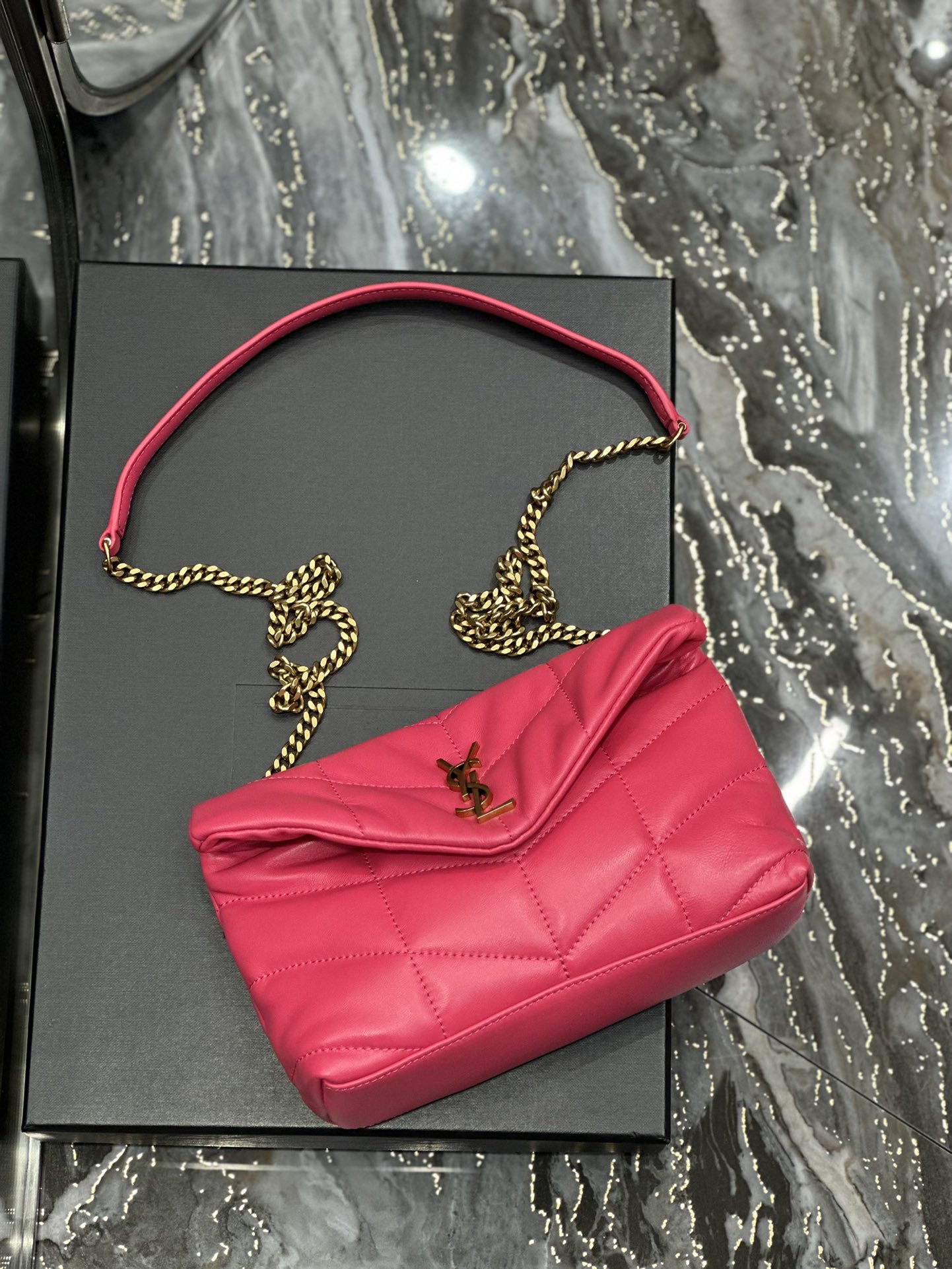 SUNSET MEDIUM TOP HANDLE IN SMOOTH LEATHER1:1High-quality replica