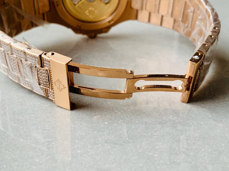 Replica PATEK PHILIPPE ICED Nautilus Jumbo 5711 RG TWF Full Paved Diamonds Dial Case and Bracelet A324 - Top club