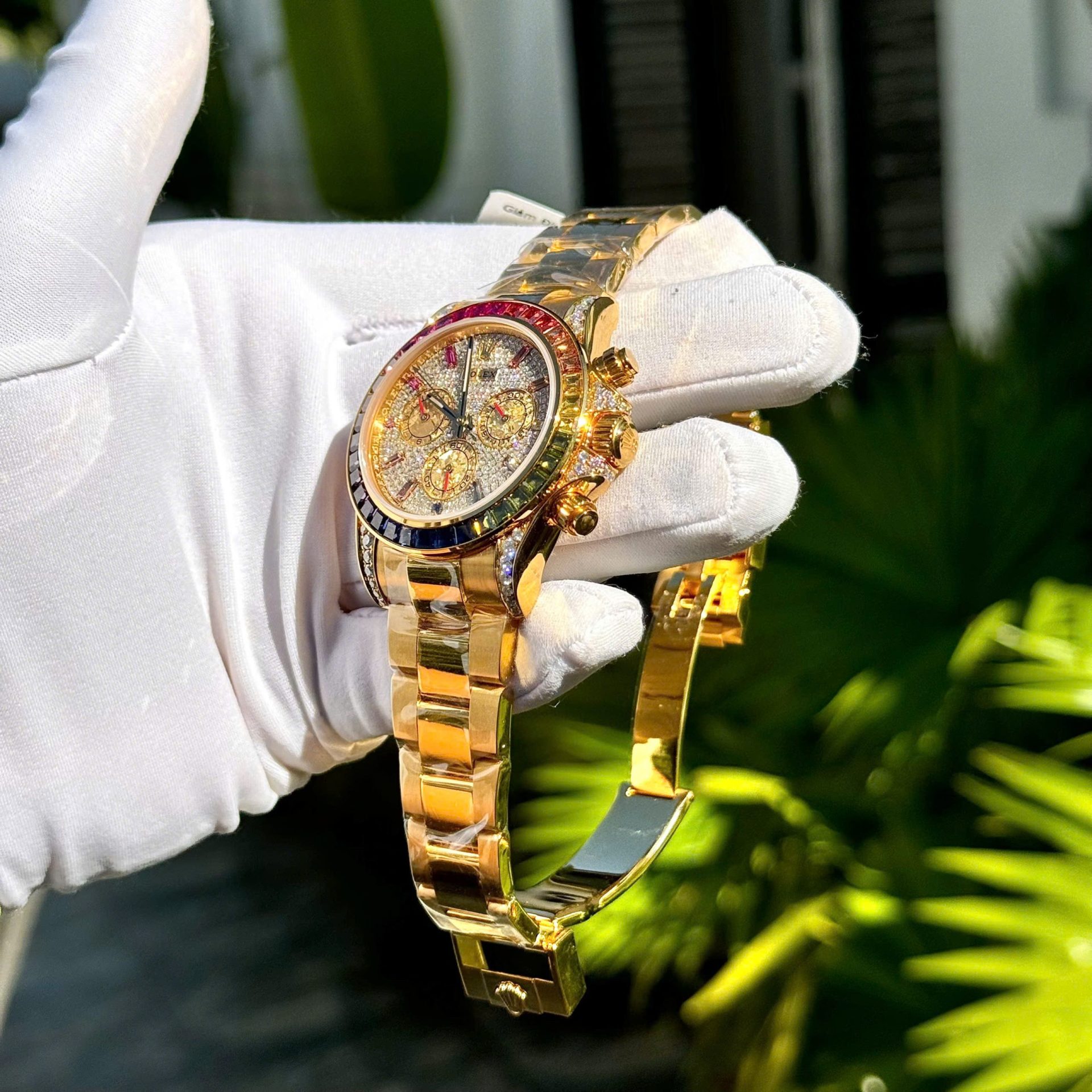 Rolex Daytona Rainbow Replica Watch 18K Gold Wrapped Customs Moissanite   Gemstones 40mm - Elite Watch Atelier