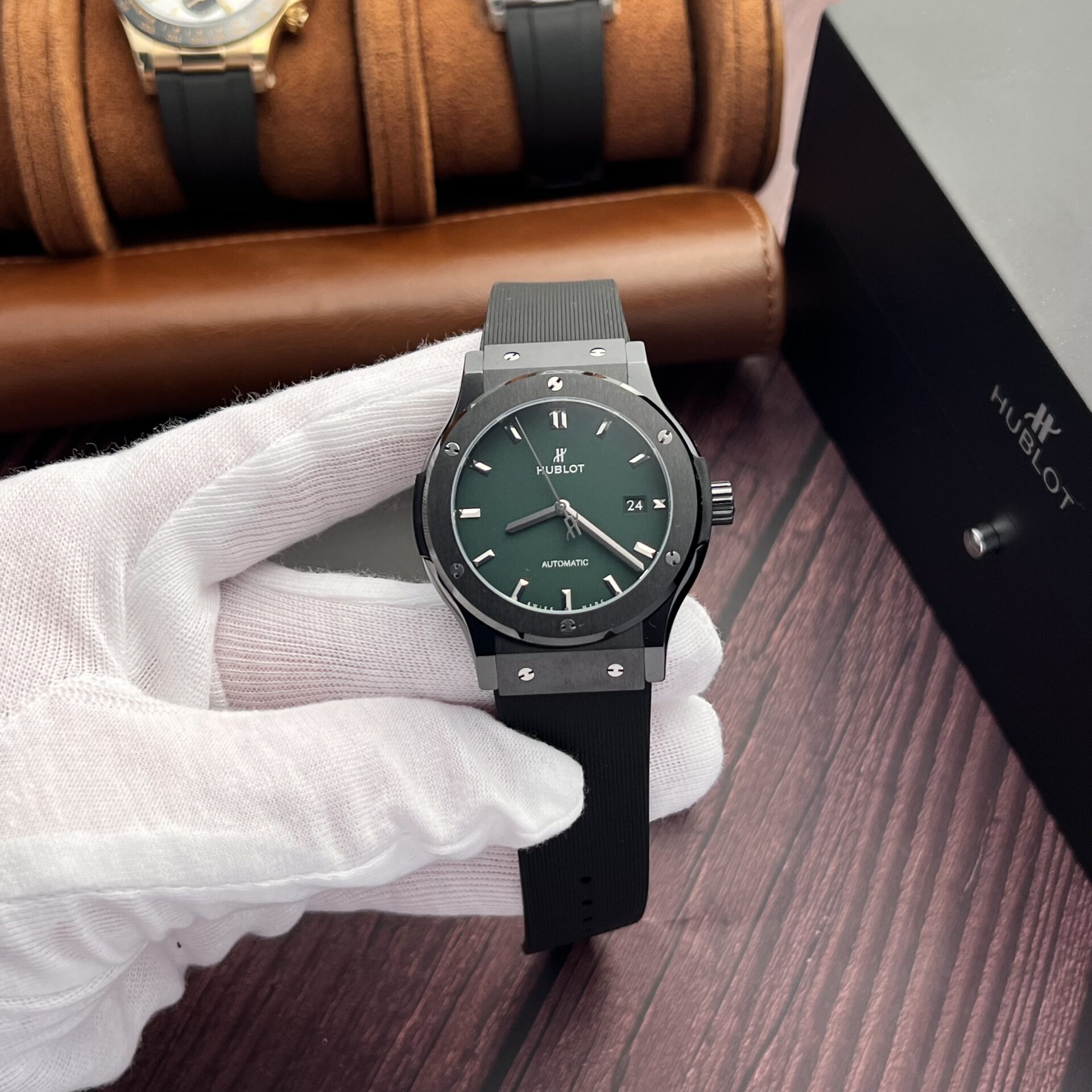 Hublot Classic Fusion Ceramic Replica Watch Green Dial JJZ 42mm - Elite Watch Atelier