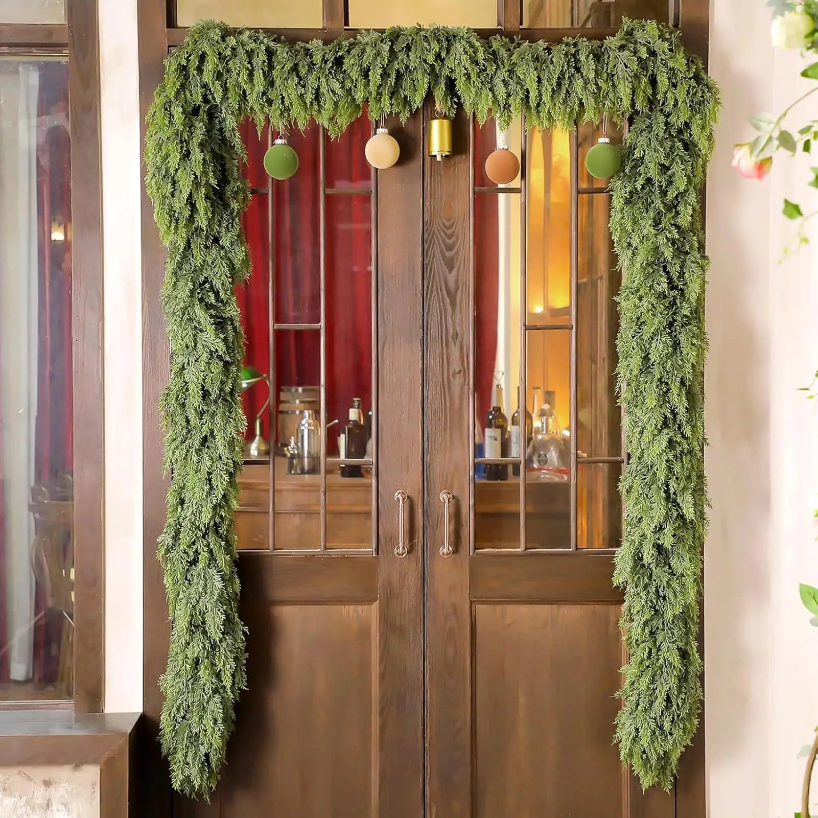 EvergreenCharm – Sfeervolle Kerst Guirlande van Cipresbladeren