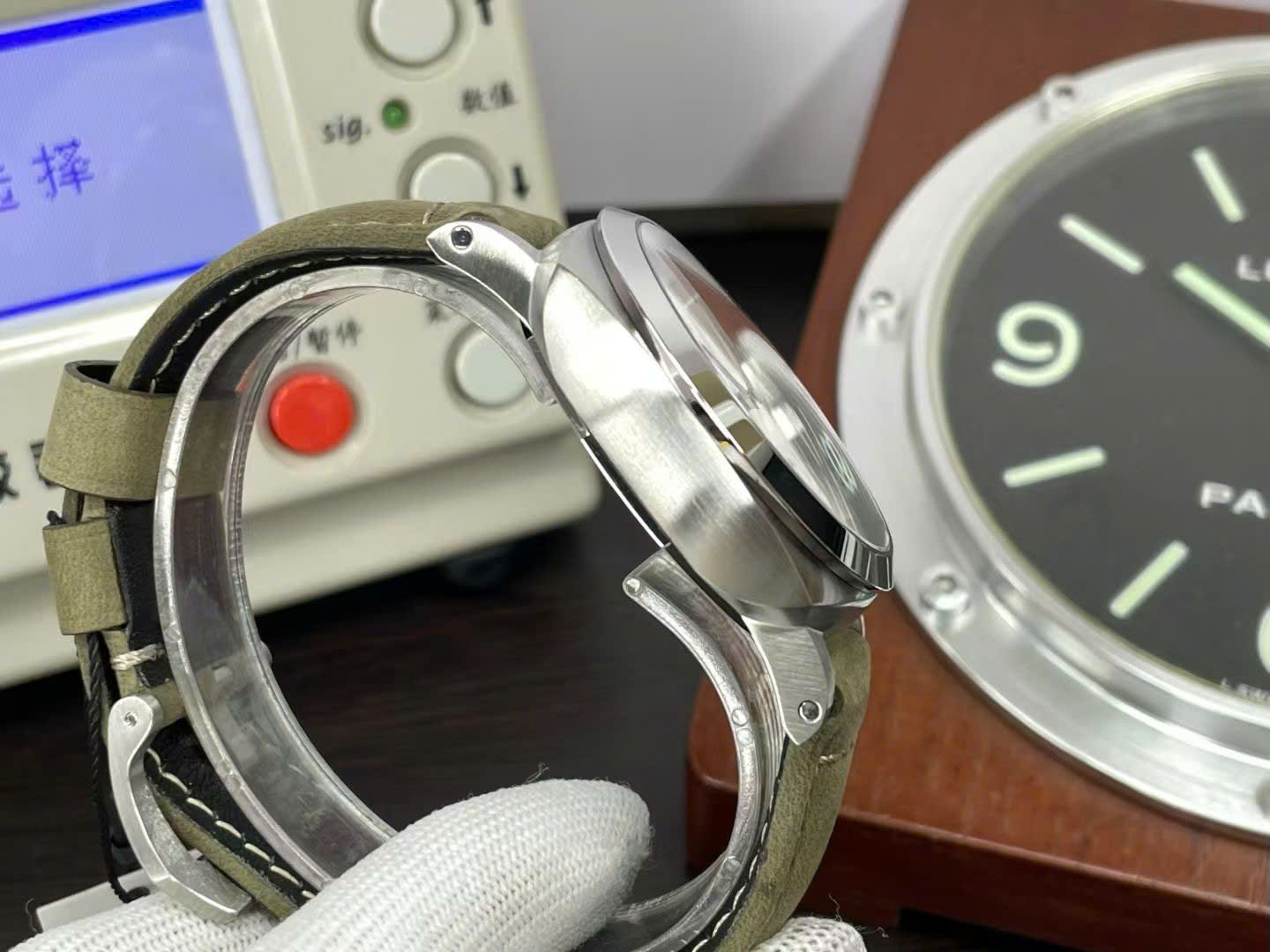Panerai Luxury Replica Watches PAM01314 Luminor Marina Green Leather Strap VS Factory 44mm - Top club