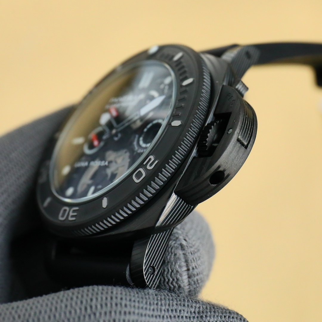 Panerai SUBMERSIBLE BMG-TECH�?─ 47mm(1:1 replica) - Top club