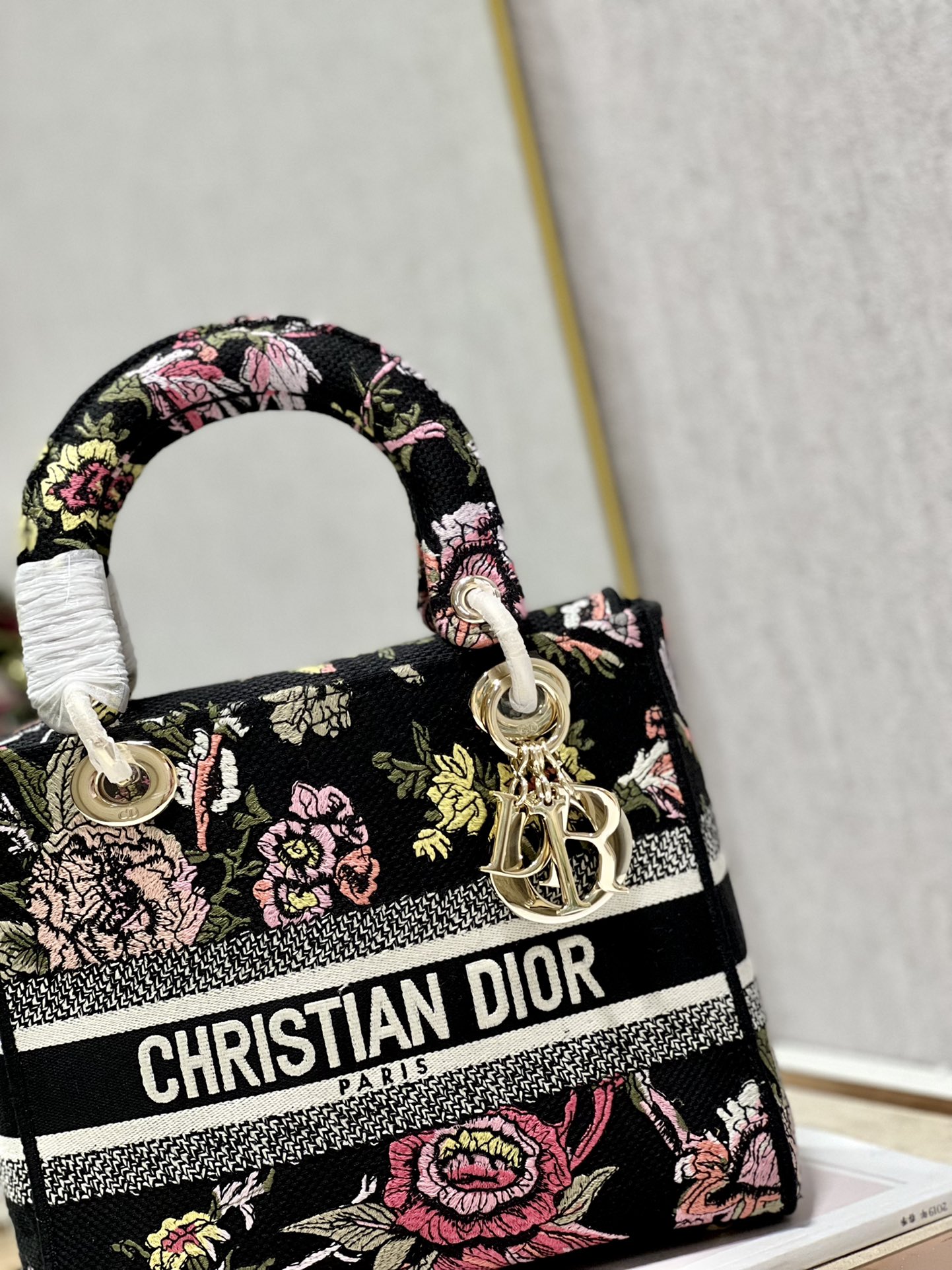Medium Lady D-Lite Bag Black For Women 9.5in/24cm M0565ORZB_M9111:1High-quality replica
