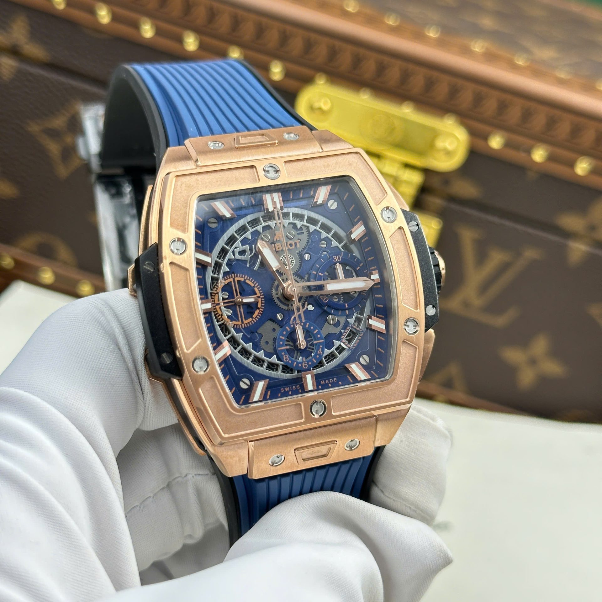 Hublot Spirit Of Big Bang King Gold Replica 11 Watch Dial Blue BBF 42mm - Elite Watch Atelier