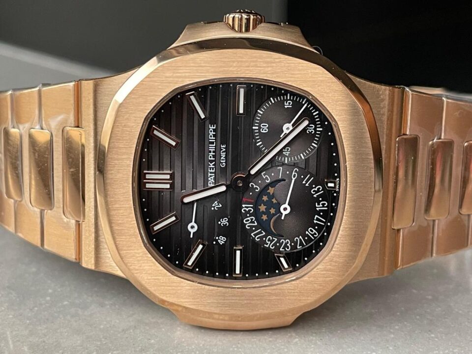 Replica PATEK PHILIPPE Nautilus Moon Phases 5712 RG Grey Dial on RG Bracelet PPF A240 - Top club
