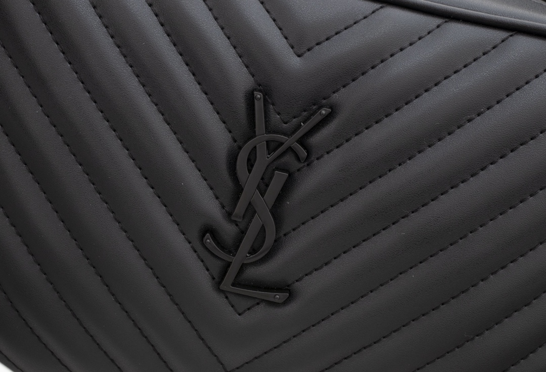Replica Ysl Lou Camera Bag In Quilted Leather- Black/Silver1:1High-quality replica