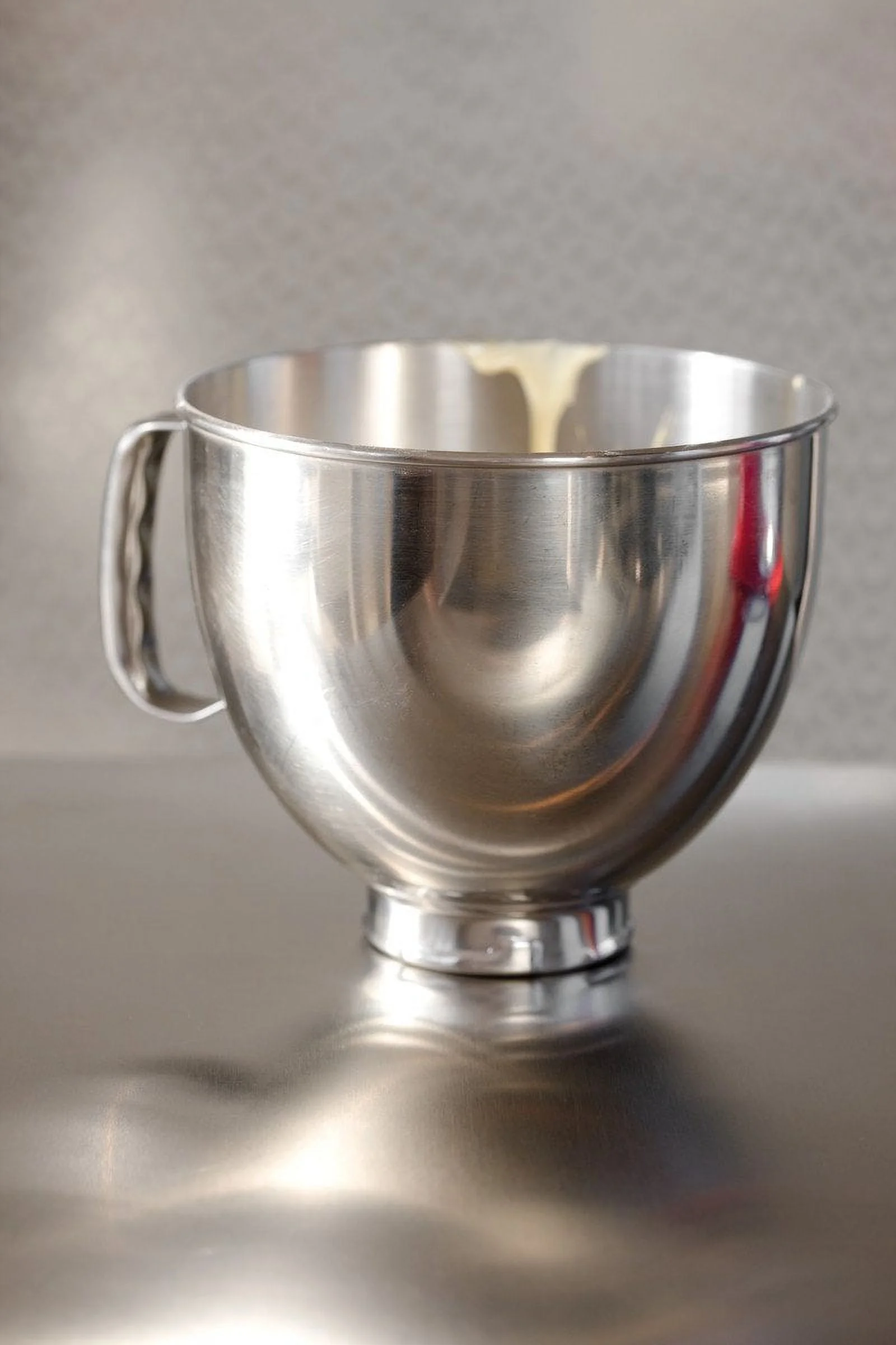 KitchenAid K5THSBP Tilt-Head Mixer Bowl with Handle, Polished Stainless Steel, Polished Stainless Steel, 5-Quart