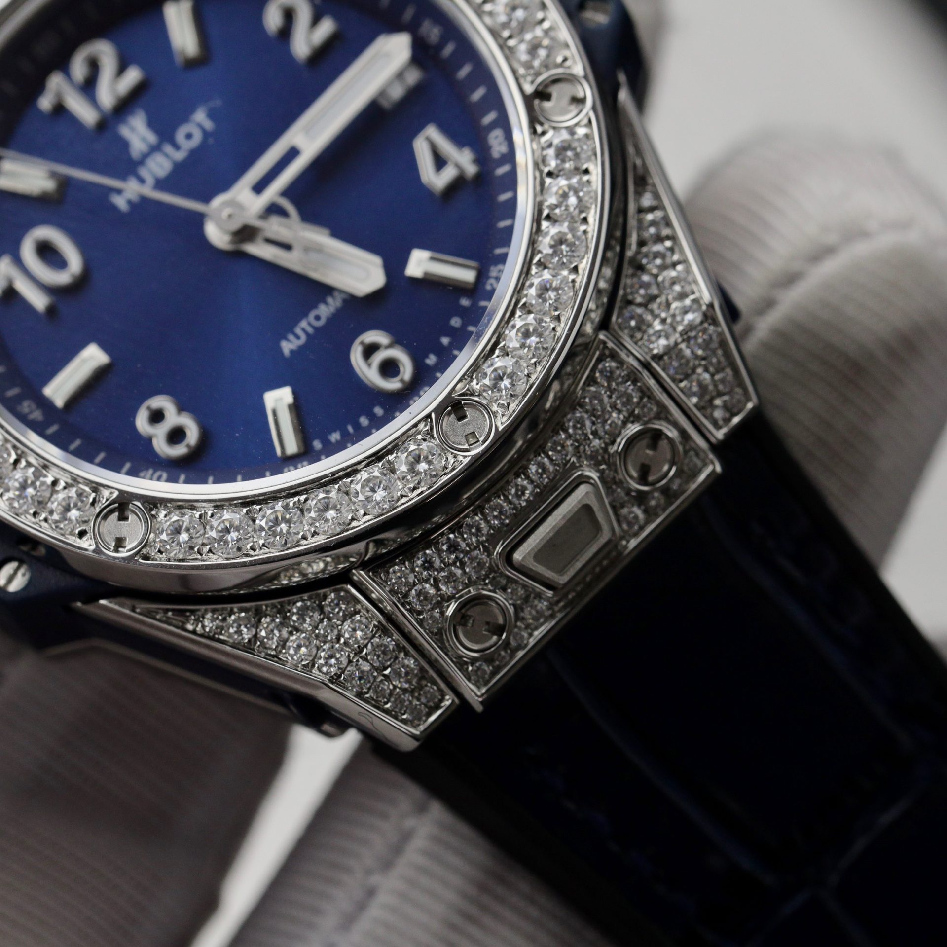 Hublot Fake Watch Big Bang One Click Dial Blue Custom Diamonds Moissanite 39mm - Top club