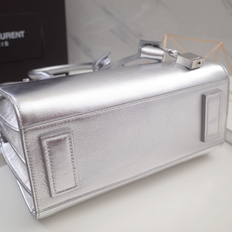 Replica Saint Laurent Sac De Jour Souple Baby In Crumpled Silver Calf Leather 4774771:1High-quality replica