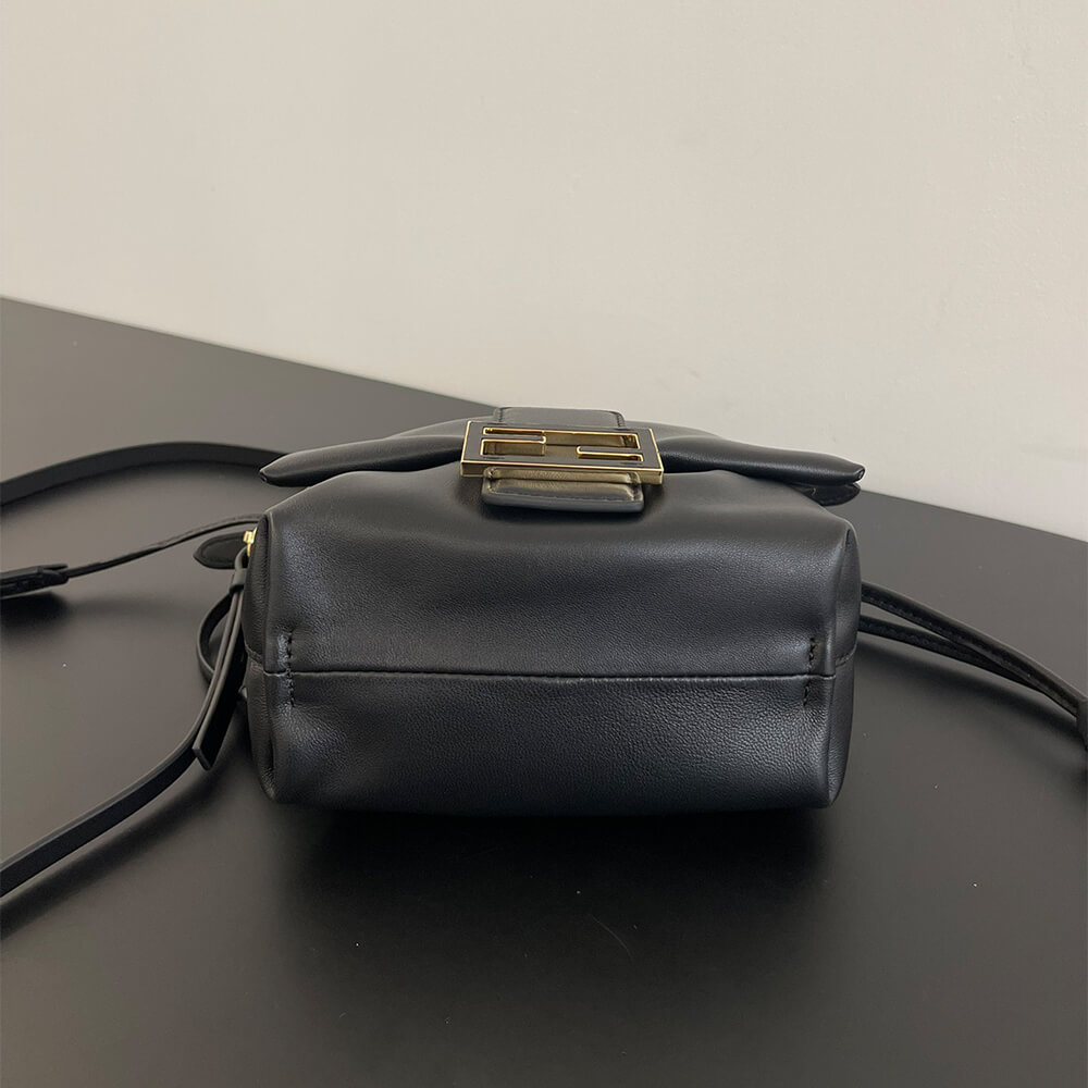 Fendi Mamma Baguette Small(high-end grade)1:1High-quality replica
