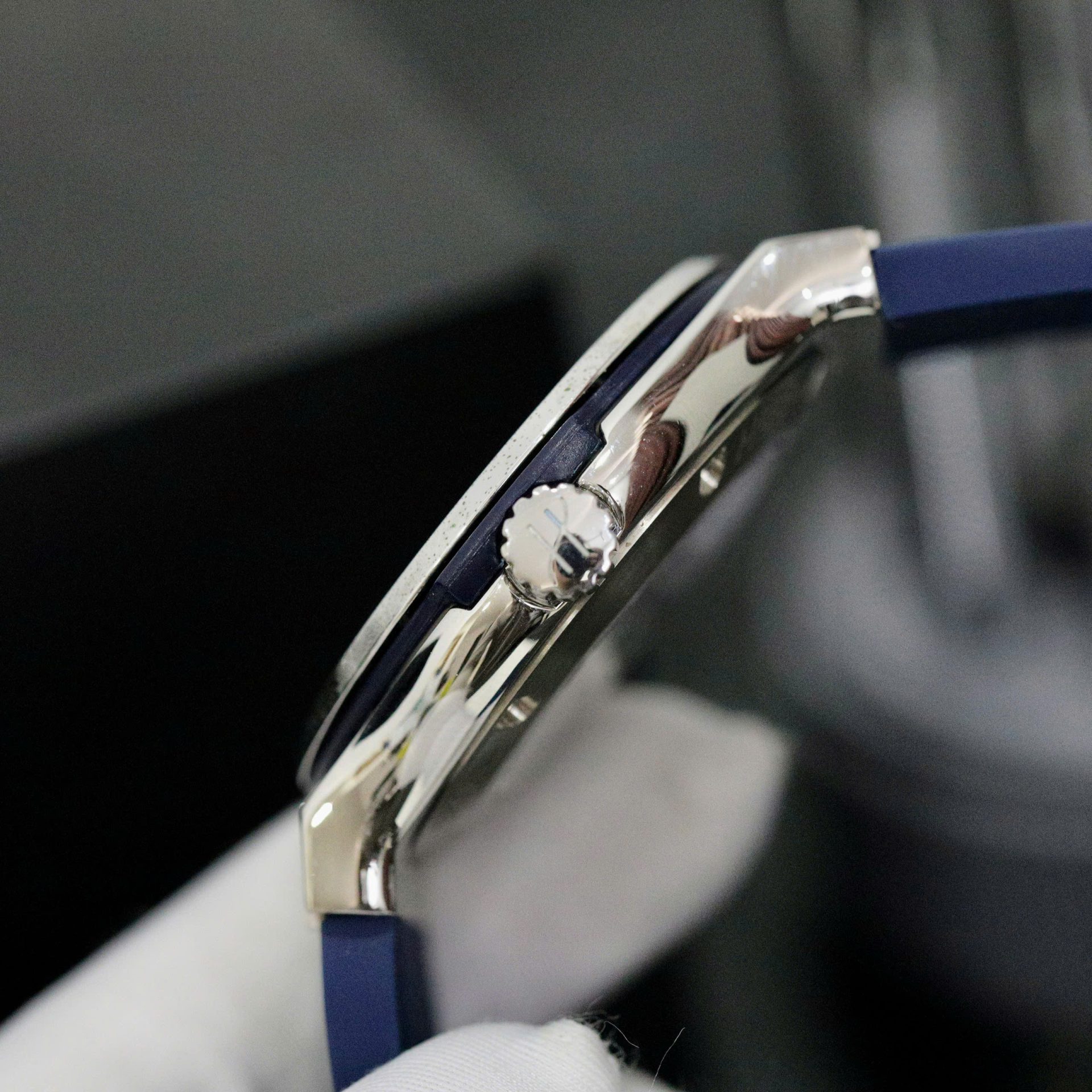 Hublot Classic Fusion Titanium Bezel Diamonds Blue Color Replica Watch HB Factory 42mm - Top club