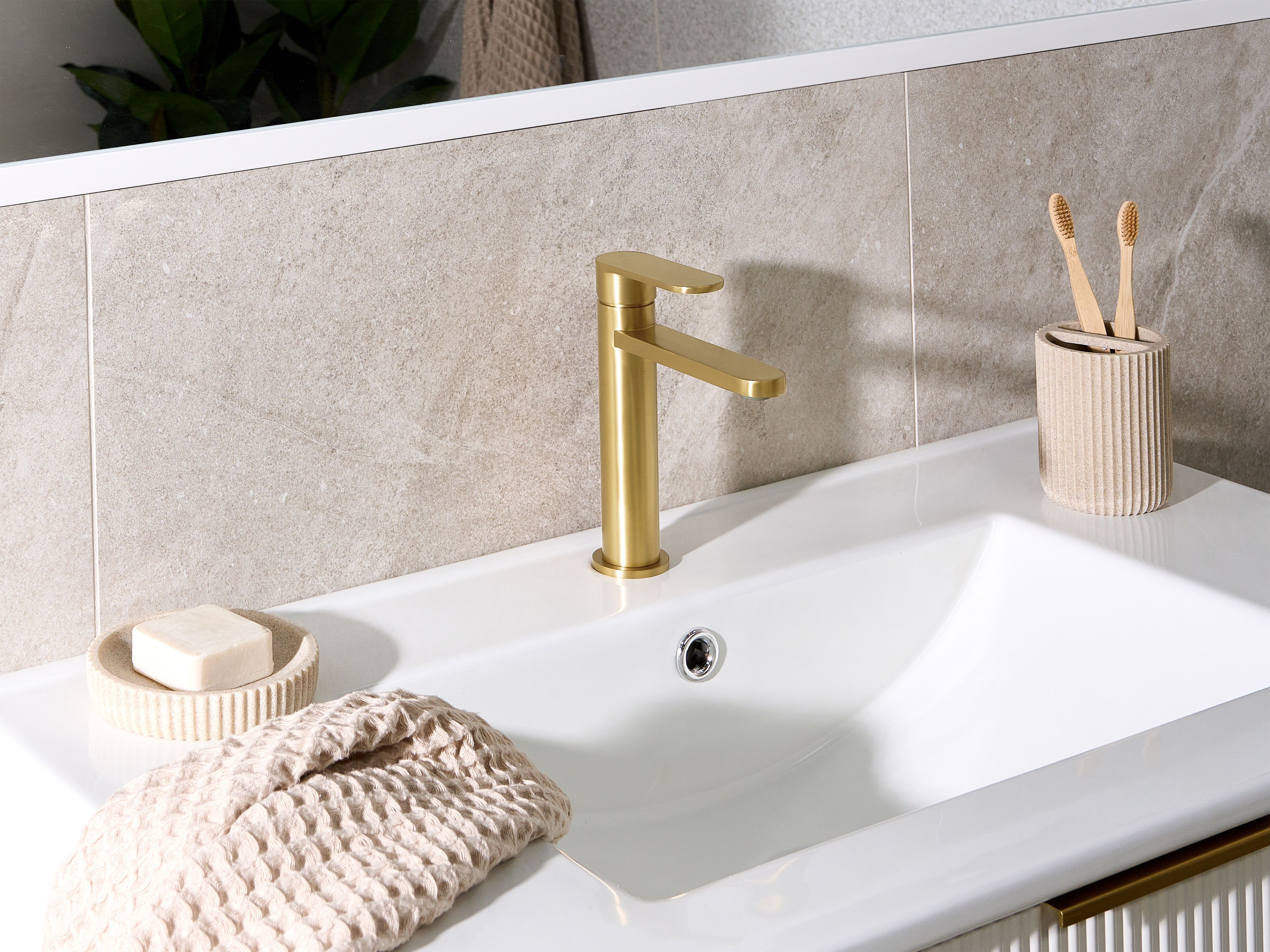 Basin Mixer Tap COLHUE Brass Gold