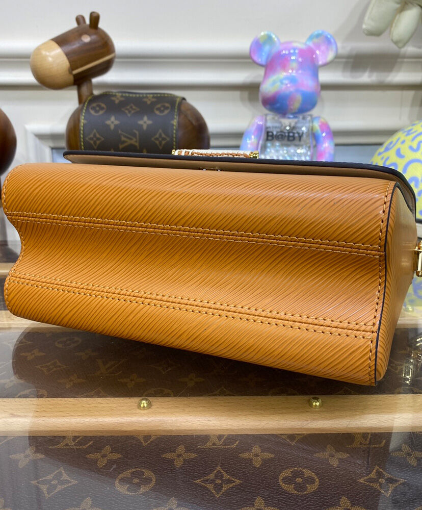 Louis Vuitton Twist MM M22229 M222361:1High-quality replica
